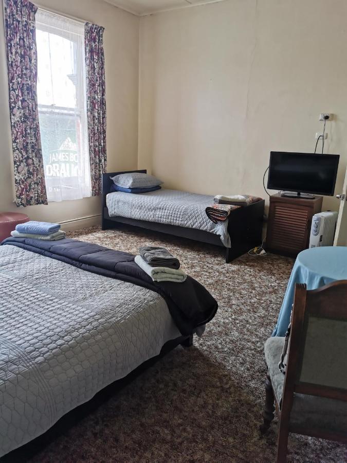 Railton Hotel - Heritage Pub Accommodation Dış mekan fotoğraf